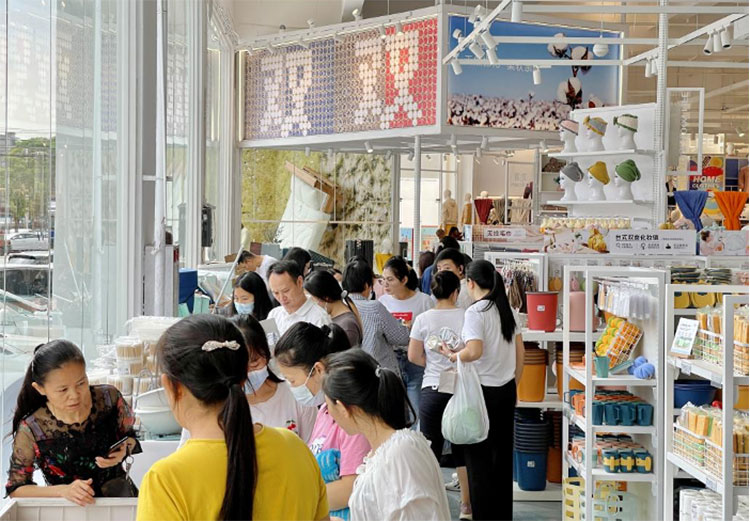 11月6号凯时尊龙人生就是博首家2400㎡家居生活馆2.0正式对外试营业 11月6号凯时尊龙人生就是博首家2400㎡家居生活馆2.0正式对外试营业